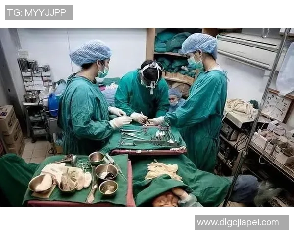 足球球星洗澡视频曝光引热议 粉丝热议背后隐私与公众形象的边界问题